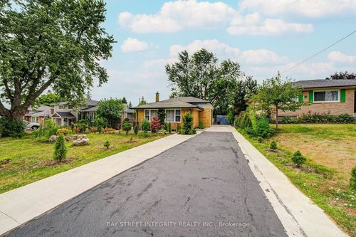 16 Arrowflight Dr, Markham, ON, L3P1S1 | Card Image