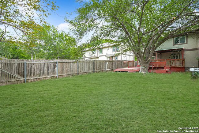 12215 - 12215 Stoney Xing, Townhouse with 3 bedrooms, 3 bathrooms and null parking in San Antonio TX | Image 18