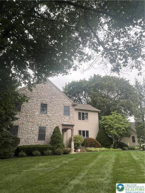 1499 Windswept Rd, Breinigsville, PA, 18031-1936 | Card Image