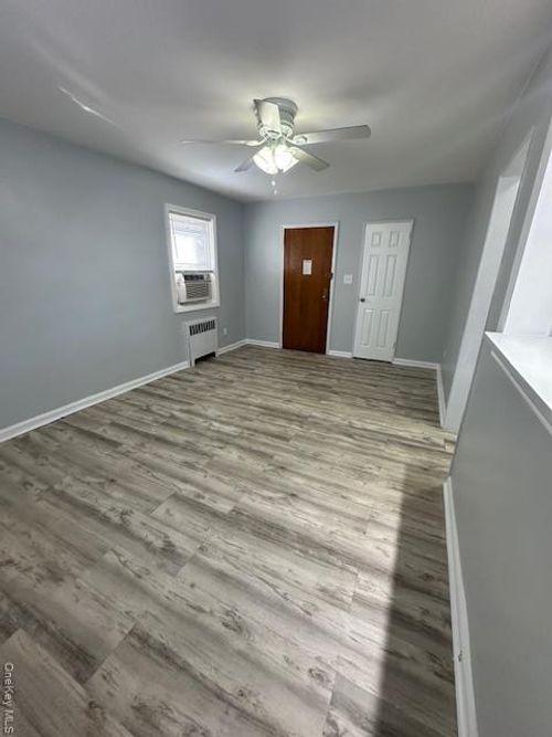 lower-13138 234th Street, New York, NY, 11422 | Card Image