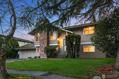 1413 Index Ave Ne, Renton, WA, 98056-3123 | Card Image