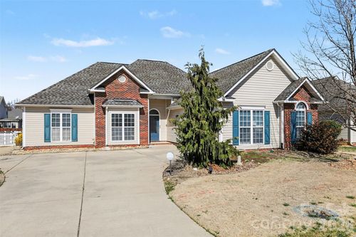 3003 Galena Chase Dr, Indian Trail, NC, 28079-9610 | Card Image