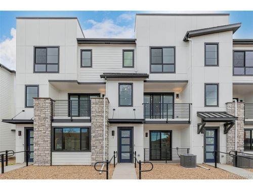 2-2076 S Holly St, Denver, CO, 80222 | Card Image