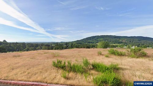 556 Starlight Way, Philomath, OR, 97370-4103 | Card Image