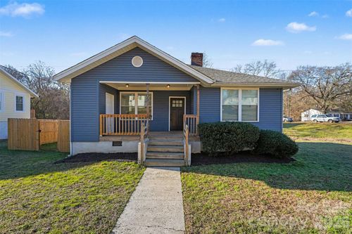 905 W 6th Avenue B, Gastonia, NC, 28052-3999 | Card Image