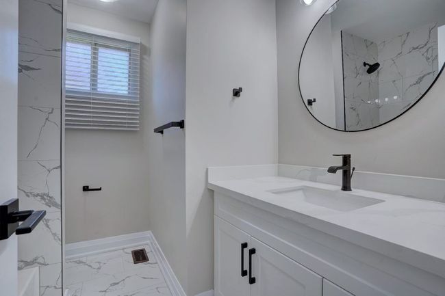 MAIN - 370 Colonsay Crt, House other with 3 bedrooms, 1 bathrooms and 2 parking in Oshawa ON | Image 15