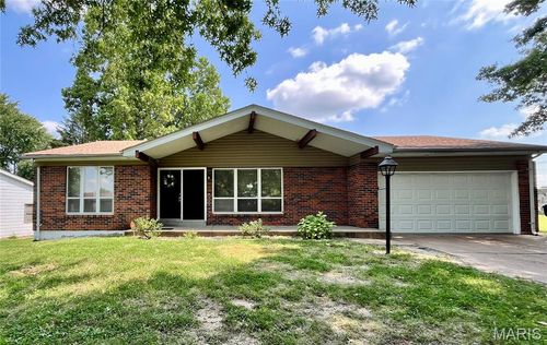 12804 Fox Haven Dr, Florissant, MO, 63033-4810 | Card Image