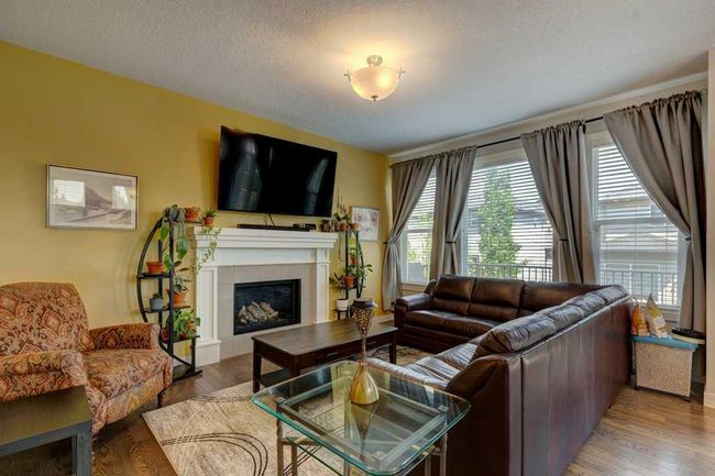 110 Drake Landing Terr, House other with 3 bedrooms, 3 bathrooms and 3 parking in Okotoks AB | Image 9