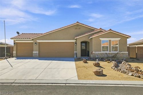 3611 E Garfield Dr, Pahrump, NV, 89061-0168 | Card Image