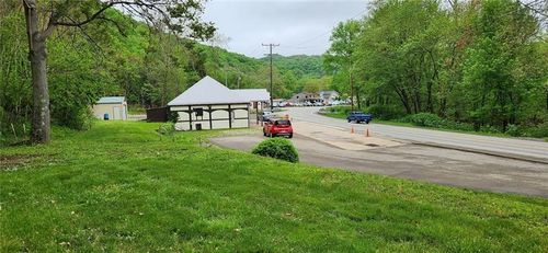 2274 River Rd, Vandergrift, PA, 15690-2422 | Card Image