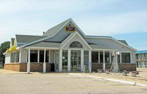 16 11th Street Sw Plz, Spencer, IA, 51301-5800 | Card Image