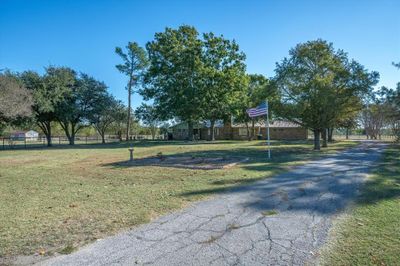 100 Rs County Road 4515, Home with 3 bedrooms, 2 bathrooms and null parking in Point TX | Image 2