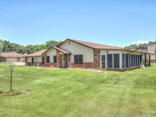 156-114942 S 4172 Cir, Eufaula, OK, 74432-8219 | Card Image