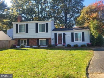 6110 Wilmington Drive, House other with 4 bedrooms, 2 bathrooms and null parking in BURKE VA | Image 1