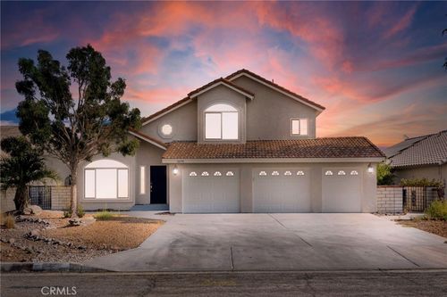 14374 Ironsides Ln, Helendale, CA, 92342 | Card Image