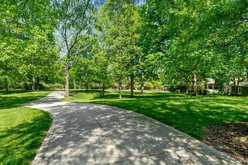 7640 Bellaire Ave, Dublin, OH, 43017-8446 | Card Image