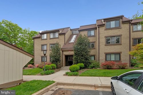 201-1621 Parkcrest Cir, RESTON, VA, 20190-4925 | Card Image