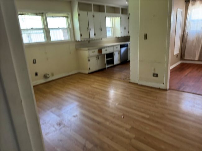 221 W Monterey St, House other with 2 bedrooms, 1 bathrooms and null parking in Denison TX | Image 12