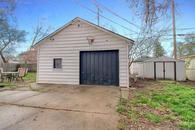 356 E Elza Ave, House other with 3 bedrooms, 1 bathrooms and null parking in Hazel Park MI | Image 27
