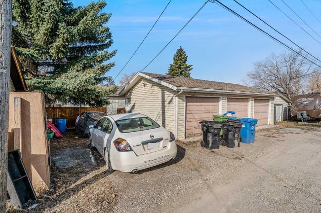 5220 19 Avenue Nw, Home with 4 bedrooms, 2 bathrooms and 5 parking in Calgary AB | Image 33