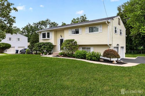 35 Mitchell Avenue, Piscataway, NJ, 08854 | Card Image