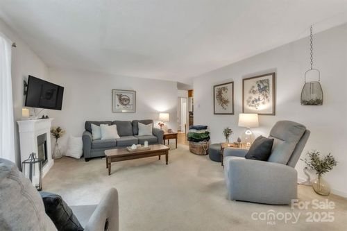 410 Dogwood Trl, Tryon, NC, 28782-2544 | Card Image