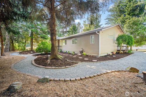 19030 92nd Ave Nw, Stanwood, WA, 98292-5323 | Card Image