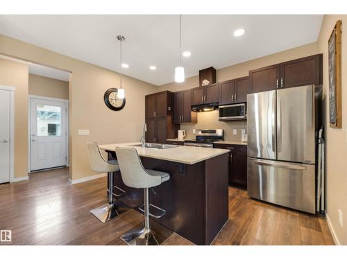 1426 26 Ave Nw, Edmonton, AB, T6T0W1 | Card Image