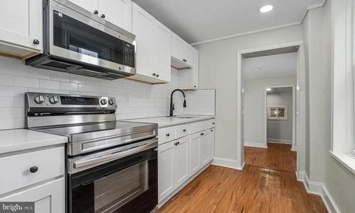 530 Maple St, READING, PA, 19602-2534 | Card Image