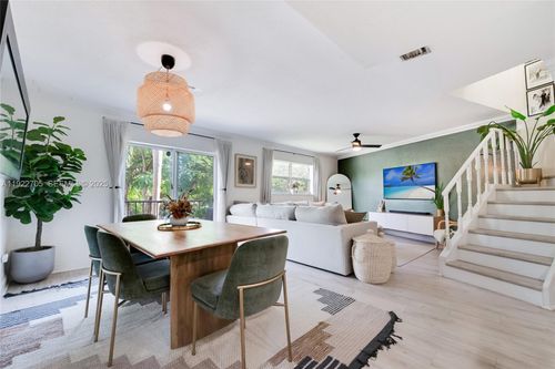 apt-1042-8650 Sw 67th Ave, Pinecrest, FL, 33156-1121 | Card Image