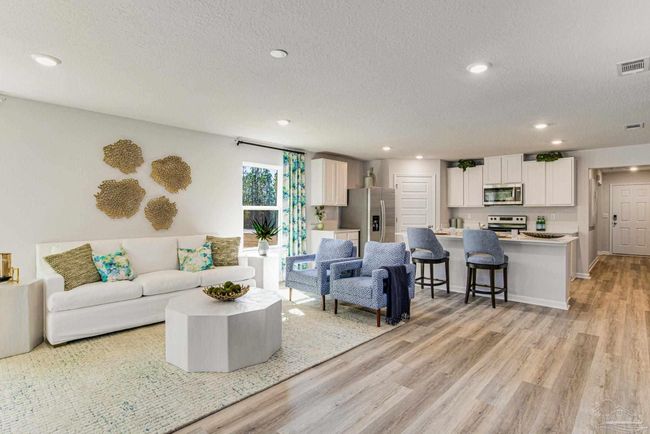 2790 Chevy Cir, House other with 5 bedrooms, 3 bathrooms and 2 parking in Pace FL | Image 8
