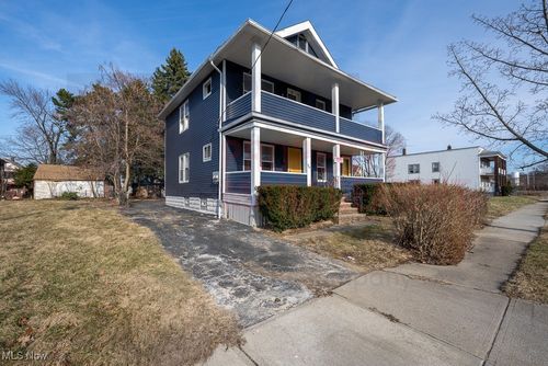 987 Evangeline Rd, Cleveland, OH, 44110-3173 | Card Image