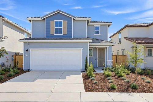 7713 Gray Wolf Way, Sacramento, CA, 95829-6210 | Card Image