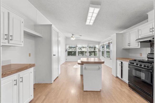 326 Plum Tree, House other with 3 bedrooms, 2 bathrooms and 4 parking in Livingston TX | Image 14