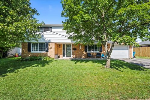 4900 Pennswood Dr, Dayton, OH, 45424-5418 | Card Image