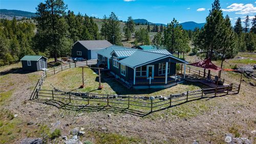 23 Razor Rd, Tonasket, WA, 98855-9698 | Card Image