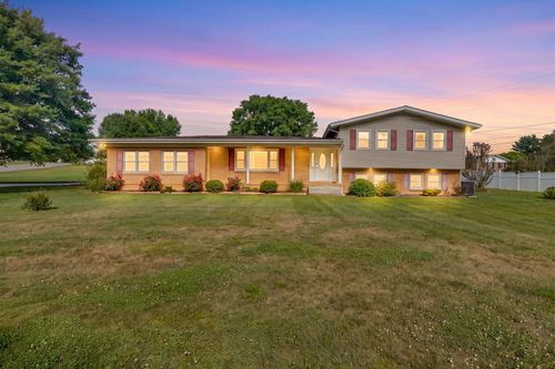 24 Stone Dr, Lebanon, VA, 24266-7073 | Card Image