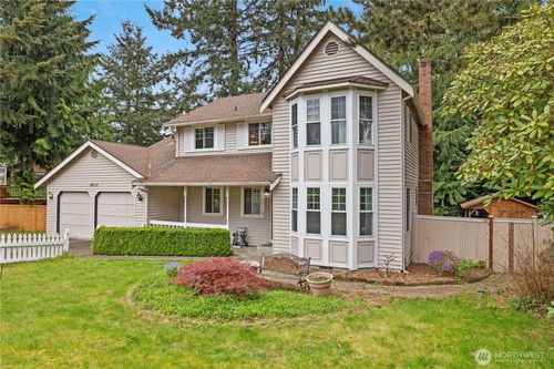 10833 32nd Drive Se, Everett, WA, 98208 | Card Image