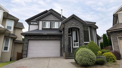14585 59a Ave, Surrey, BC, V3S7B5 | Card Image