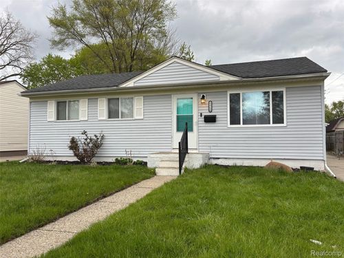 21756 Weller Ave, Warren, MI, 48089-2835 | Card Image