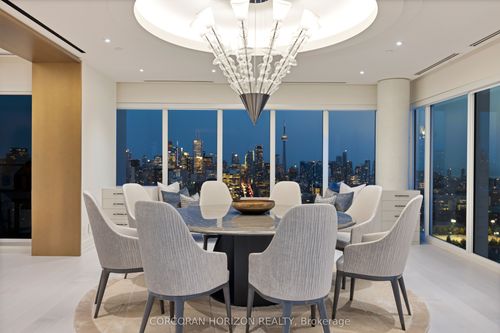 3802-200 Cumberland St, Toronto, ON, M5R0B7 | Card Image