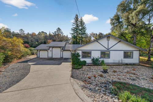 23579 Acacia Court, Auburn, CA, 95602 | Card Image