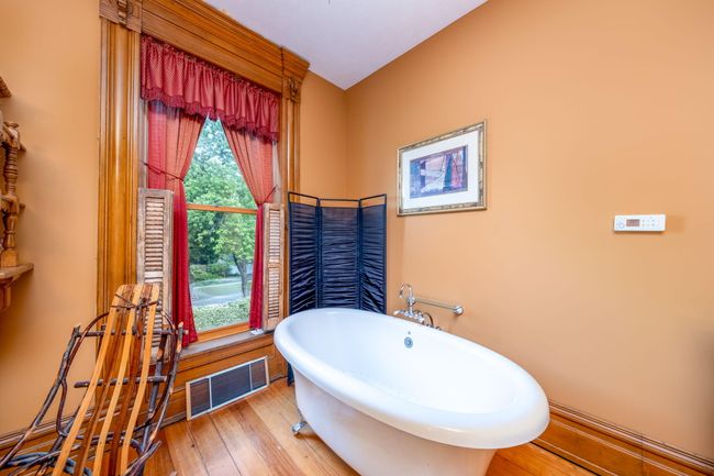 414 Maple St, House other with 2 bedrooms, 7 bathrooms and null parking in Big Rapids MI | Image 46