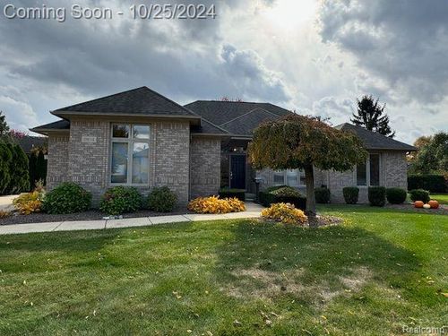 2804 Bywater Drive, Troy, MI, 48085 | Card Image