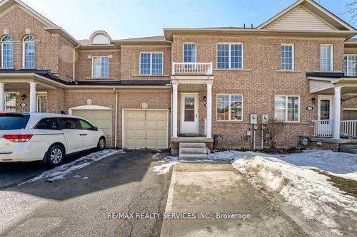 65 Tianalee Cres, Brampton, ON, L7A2X4 | Card Image