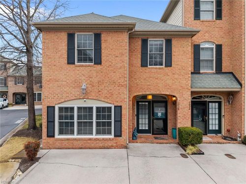 4a-1036 Draketail Ln, Virginia Beach, VA, 23451-3982 | Card Image