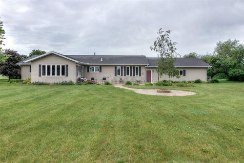 13903 132nd St, Chippewa Falls, WI, 54729-6297 | Card Image
