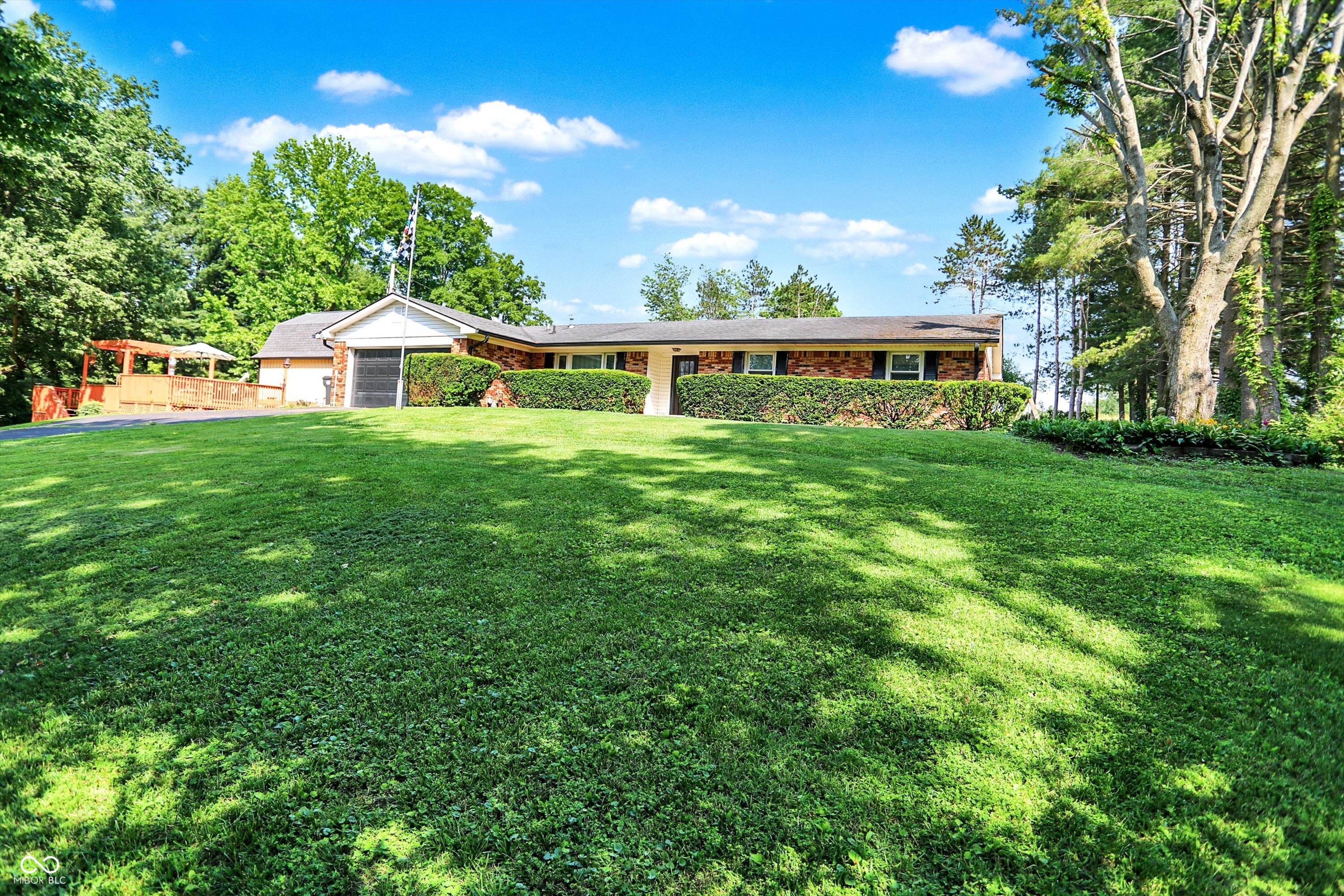 2907 Jay Dee Ln, For Sale in Greenwood - eXp Realty