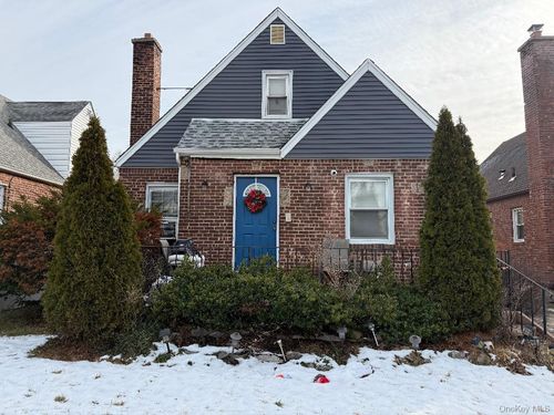 119-05 224th St, Cambria Heights, NY, 11411-2111 | Card Image