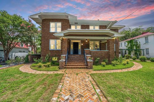 88 Smith St, Charleston, SC, 29401-1328 | Card Image